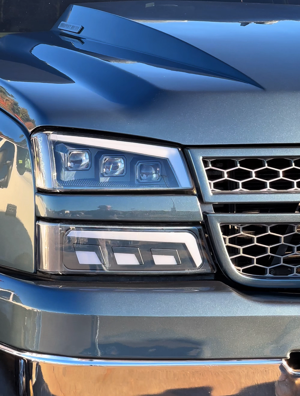 03-06 Chevy Silverado painted headlights